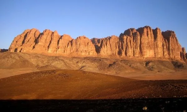 ワディラムの山や砂丘、ヨルダン